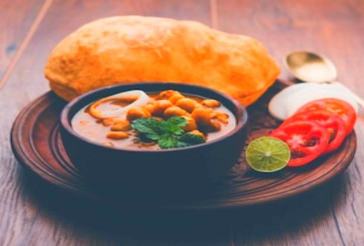 chole-bature-img